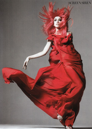 Illustration for article titled Vogue Authorizes Six Kinds Of Womanhood